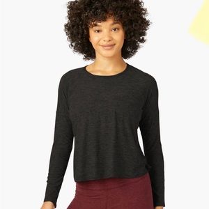 Beyond Yoga Featherweight Morning Pull Over